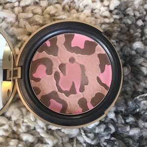 Too Faced Pink Leopard Blushing Bronzer